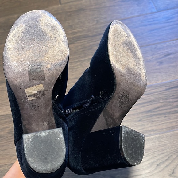 Club Monaco shoes. Size 38.5 - Picture 3 of 3